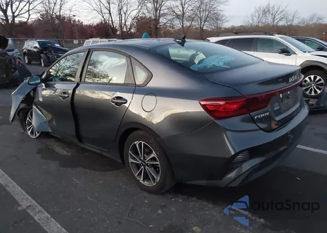 2024 Kia Forte Lxs из США, поврежденный, VIN 3KPF24AD5RE827994